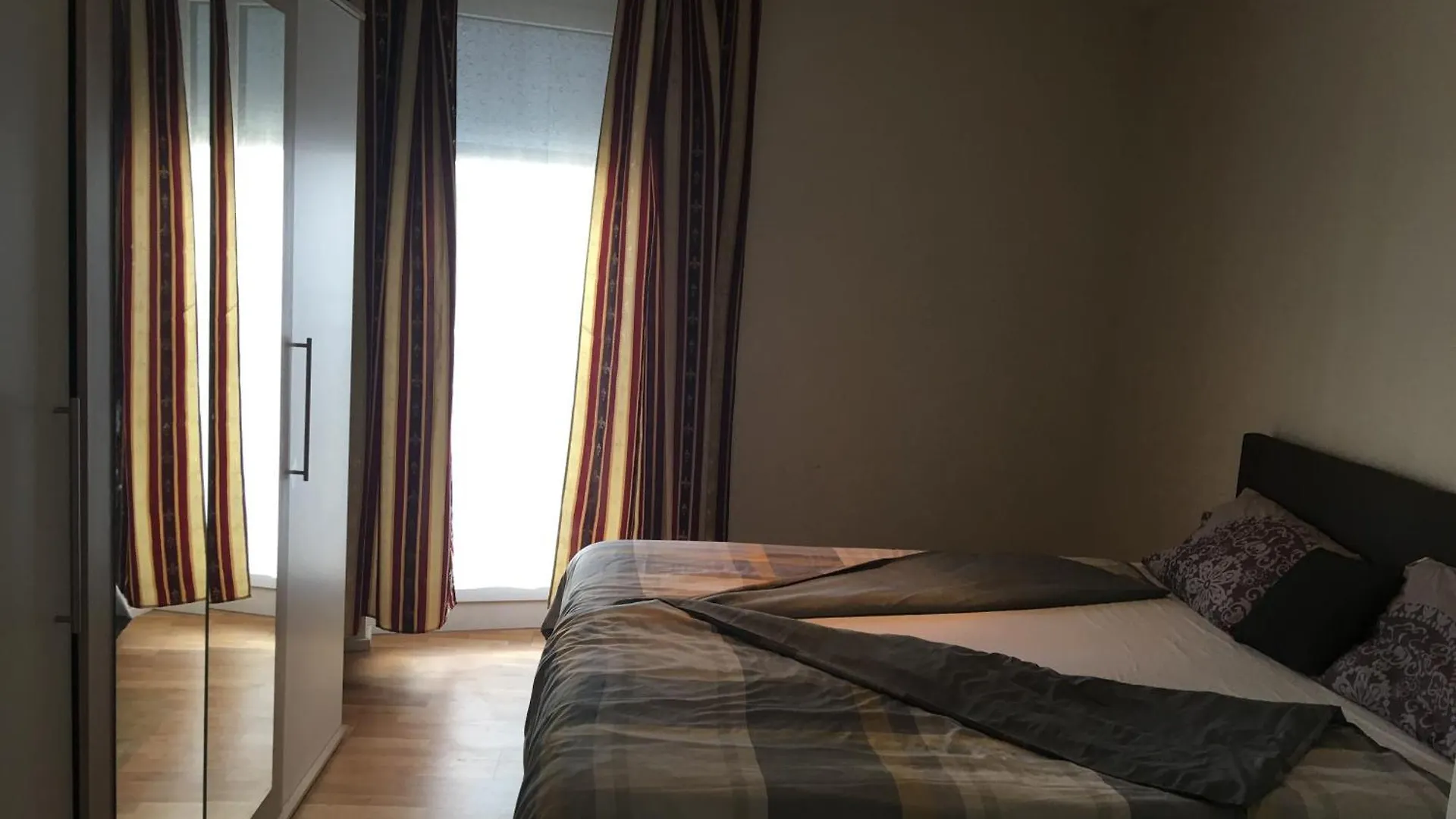 Cocoon 77 Apartments Stoccarda